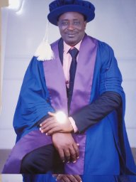 Komomo I Eyong