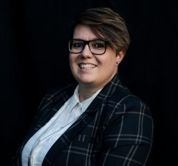 Tarryn L Botha