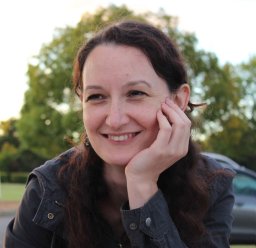 Davina L Saccaggi