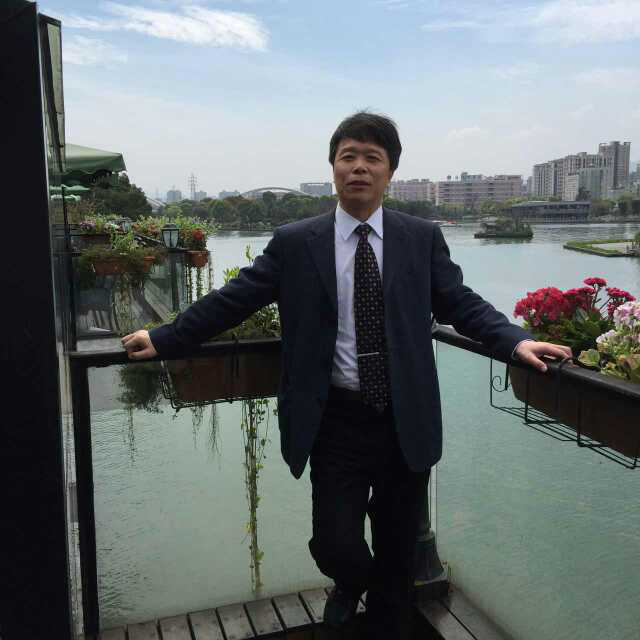 Weidong Xiang