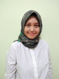 Ade Utami Hapsari