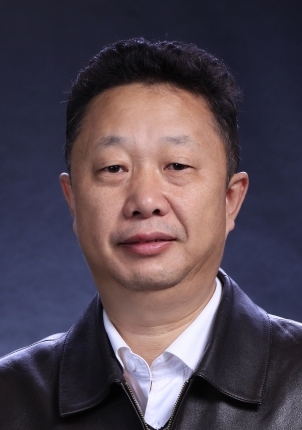 De-Gang Chen
