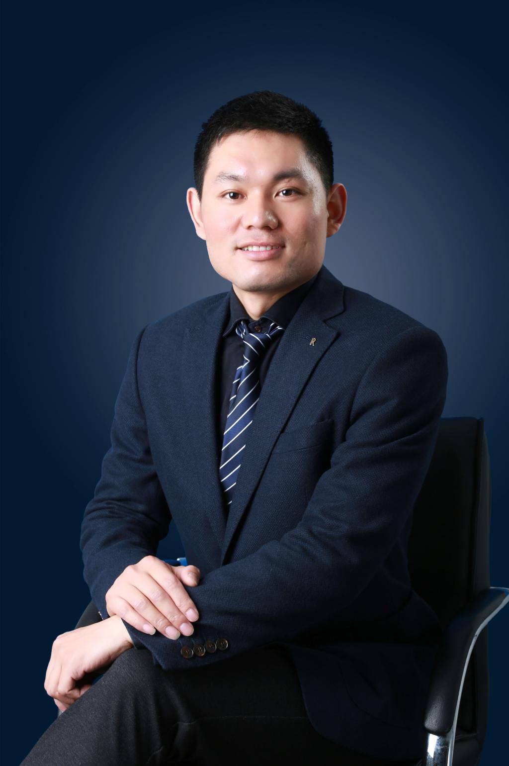 Liangjun Yin