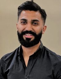 Moiz Khan