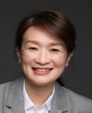Xiaohong Chen