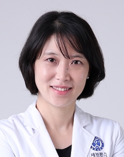 Hyo Song Kim