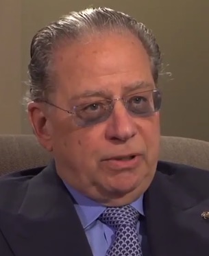 Barry D Kahan