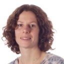 Paulien E Roos