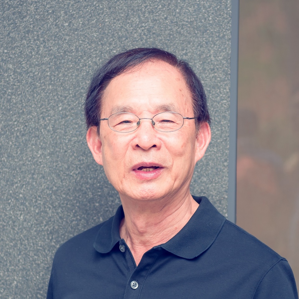 Wen-Hsiung Li