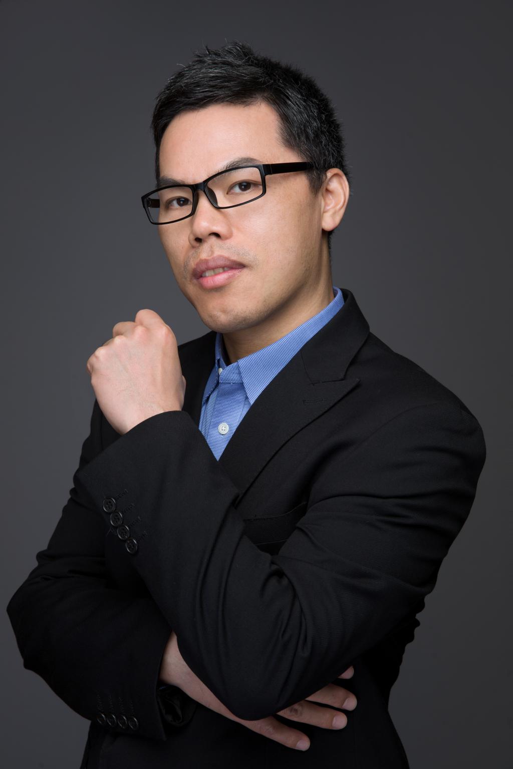 Jinruo Zhang
