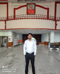 Mahesh Jadhav