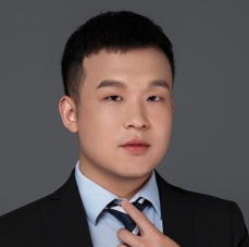 Yan Luo