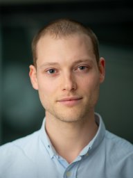 Christopher Rayner