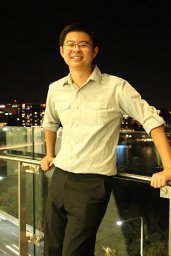 Wei Zhe Low