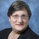 Leslie J Raffel