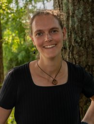 Sarah L Hall