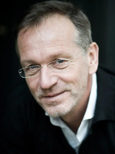 J. E. A. M. van Bergen