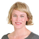 Amanda J Baxter