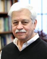 Edward R Kuczmarski