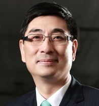 Qiugen Wang