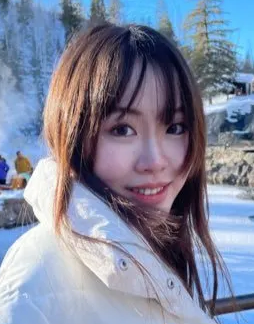 Weijia Shi