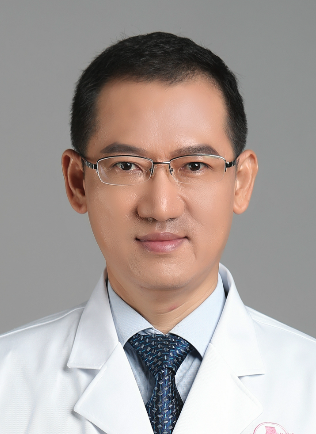 Zexiong Guo