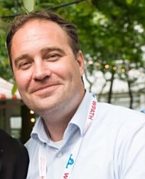 Thomas D Steensma