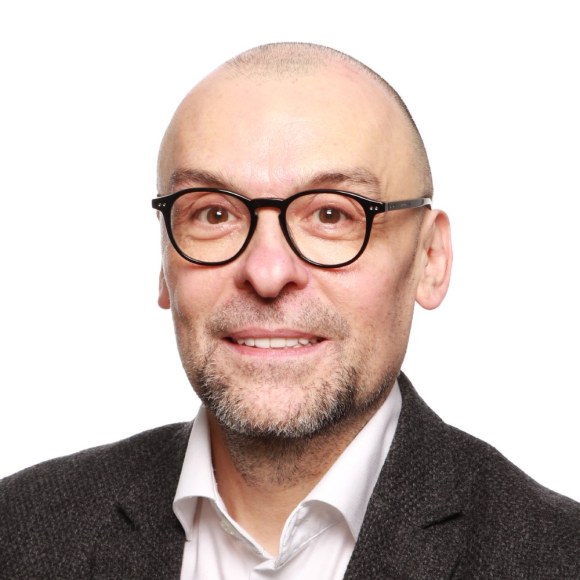 Frank Emmert-Streib