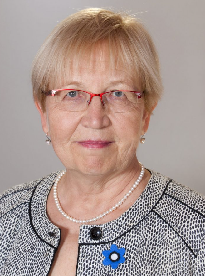 Anne Kahru