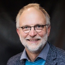 Tilman Pfau