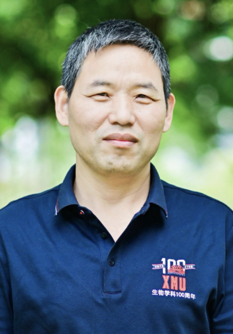 Xueliang Hou