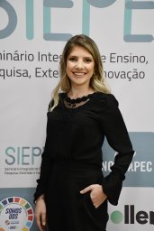 Aline Mânica