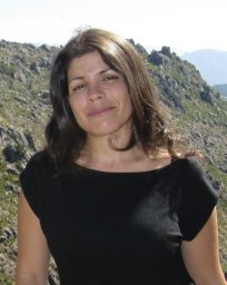 Vânia M. Proença