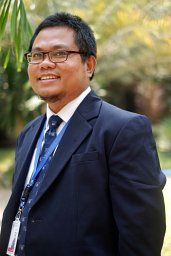 Trias Mahmudiono