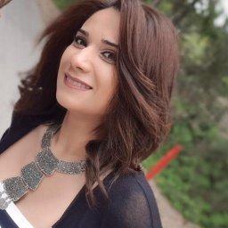Nadhira Khezami