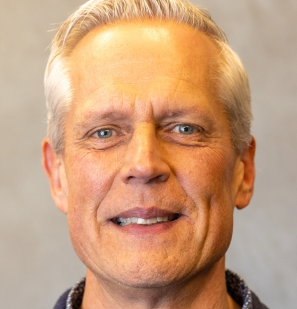 Vernon B. Carruthers
