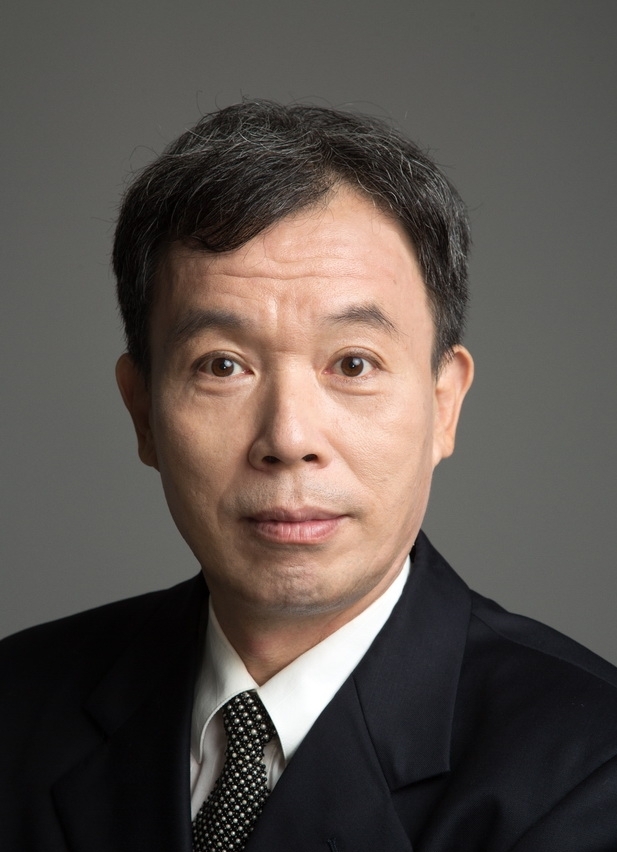 Yizhou Zheng