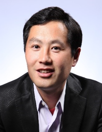 Dewei Yang