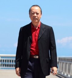 Low Tang Jung