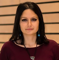 Nativio Raffaella