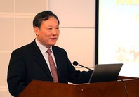 Zunjian Zhang