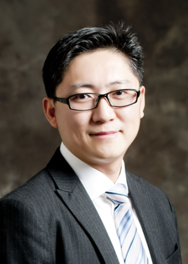 Yuanzhuo Wang