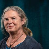 Lisbeth E. Knudsen