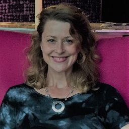 Jennifer Lundquist