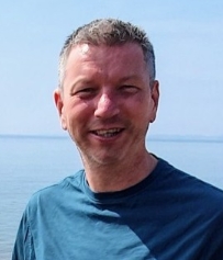 David J Lythgoe