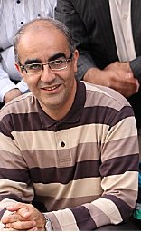 Nouzar Nakhaee