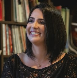 nara cortes andrade