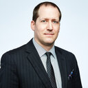 Sean F Romanuik
