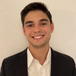 Lucas A Mavromatis