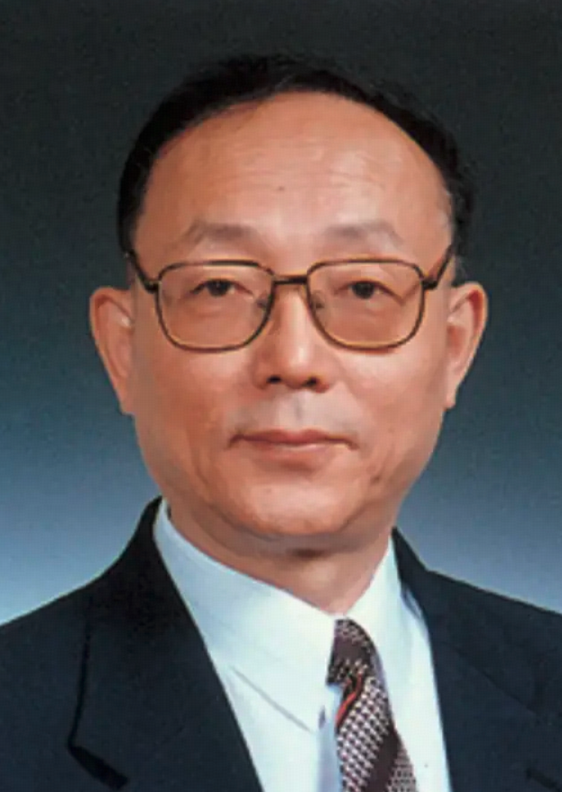 Xun Hou